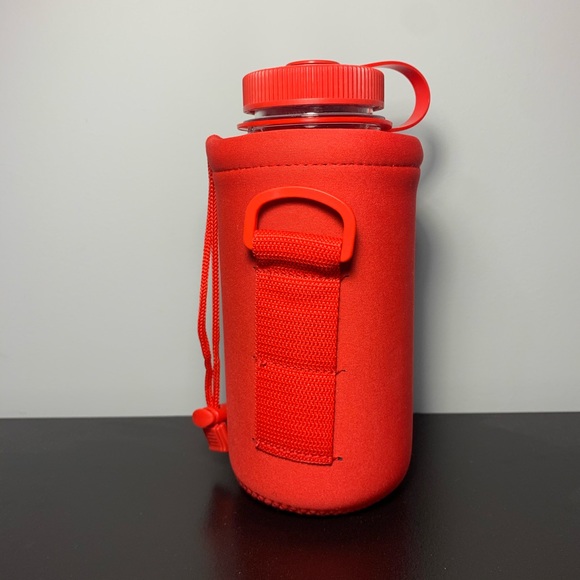 Supreme/Nalgene Water Bottle - Picture 2 of 4